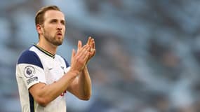L'attaquant de Tottenham, Harry Kane, à l'issue du match de Premier League contre Aston Villa, à Londres, le 19 mai 2021