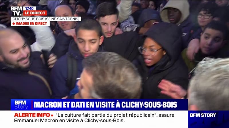 Clichy-sous-Bois: bain de foule pour Emmanuel Macron à la sortie des Ateliers Médicis