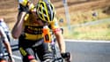 Wout van Aert avec des bidons