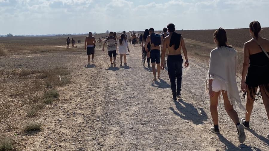 Chemin parcouru le 7 octobre par l'étudiante Eliza Mezrahi, fuyant l'attaque de la rave-party de Réïm.