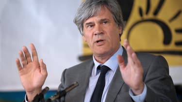Stéphane Le Foll n'accepte pas la retraite chapeau de Philippe Varin.
