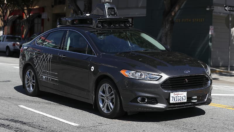 Un véhicule autonome Uber circulant dans les rues de San Francisco. (image d'illustration) 