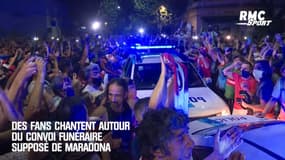 Des fans chantent autour du convoi funéraire supposé de Maradona