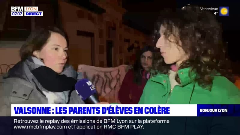 Rhône: les parents d'élèves de Valsonne manifestent contre la fermeture d'une classe