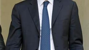 L'attention des responsables politiques et des médias reste focalisée sur l'affaire Woerth-Bettencourt alors que le gouvernement annonce une série de mesures visant à économiser 10 milliards d'euros. /Photo prise le 30 juin 2010/REUTERS/Benoît Tessier