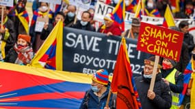 Les Tibétain manifestent contre la Chine