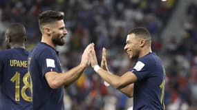 Giroud et Mbappé - France 