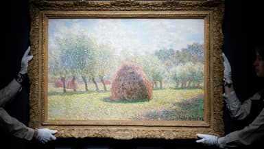 "Meules à Giverny" de Claude Monet, présenté à New York le 3 mai, avant des enchères.