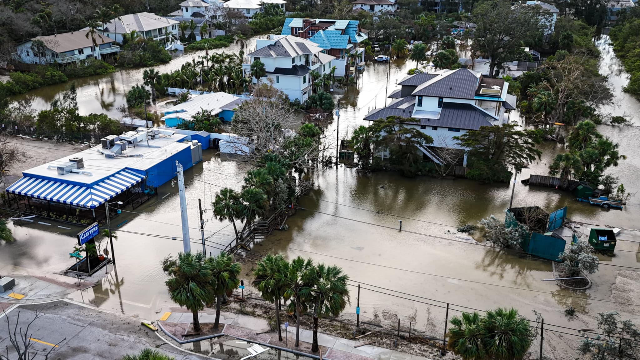 Milton: Le Passage De L'ouragan A Causé La Mort D'au Moins 10 Personnes ...