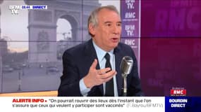 "Les prises de parole de Marine Le Pen sont faites pour diviser le pays, à faire en sorte que flambent les oppositions sur des questions extrêmement difficiles" - François Bayrou