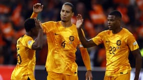 T. Malacia, V. Van Dijk & D. Dumfries