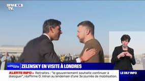 L'accolade de Rishi Sunak et Volodymyr Zelensky à son arrivée sur le tarmac de Londres