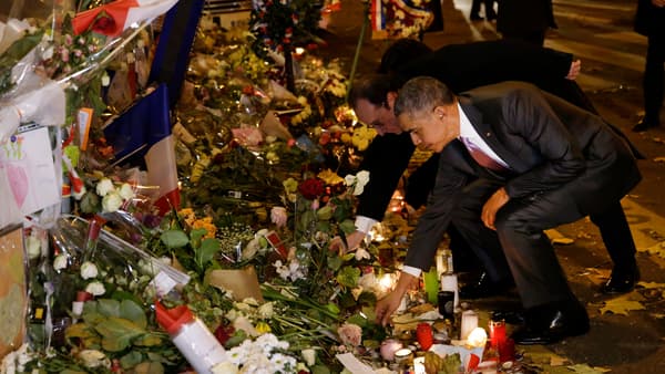 Barack Obama et François Hollande devant le Bataclan. 