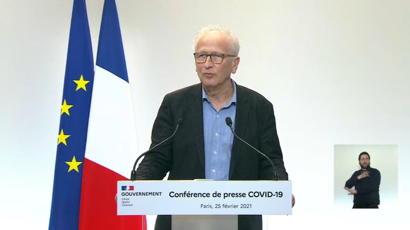 Le professeur Alain Fischer, lors de la conférence de presse le 25 février 2021.