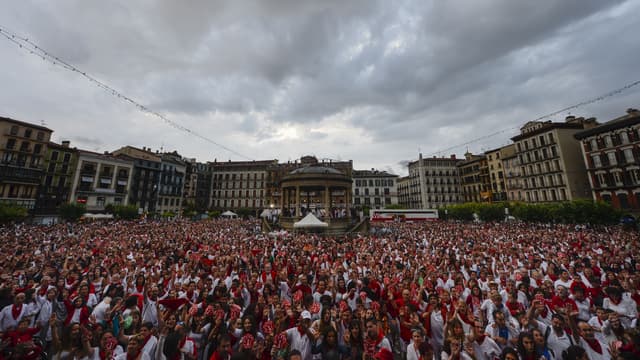En Espagne, il n'est pas rare que la population manifeste contre les violences faites aux femmes, comme ici à Pampelune en 2016.