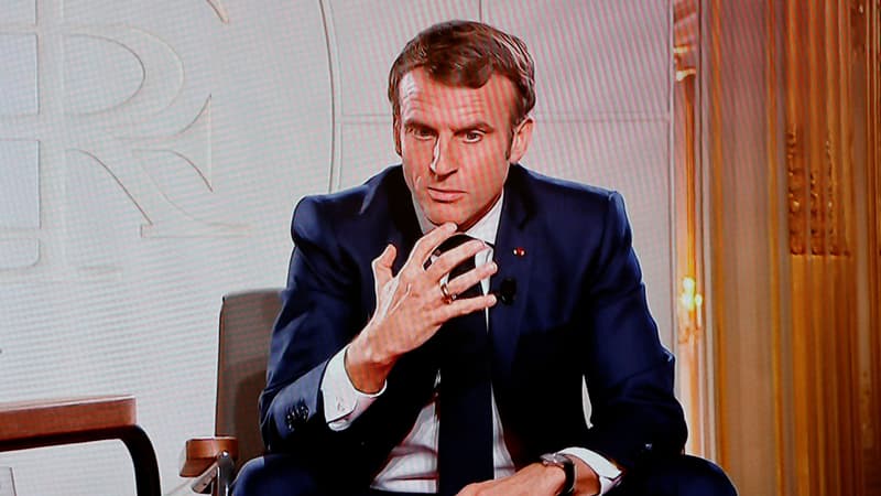 Hôpital, Gilets jaunes, phrases chocs... Les regrets d'Emmanuel Macron au terme de son quinquennat