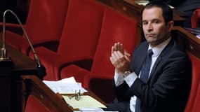 L'ancien ministre Benoît Hamon va voir sa loi modifiée par le gouvernement. 