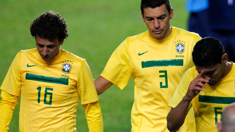 Elano et Lucio abattus