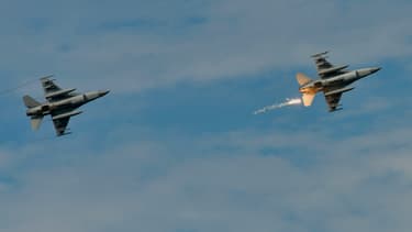 Taïwan dispose déjà d'une flotte de F-16 achetés en 1992 et l'accord passé avec Washington porte sur des appareils plus récents, équipés de technologies et d'armements modernisés.