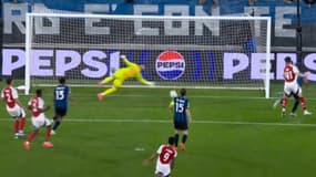Le double arrêt de David Raya face à l'Atalanta Bergame avec Arsenal