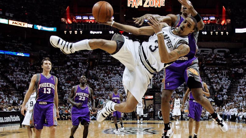 George Hill est en perdition à l'image des Spurs menés 3-0 par Phoenix