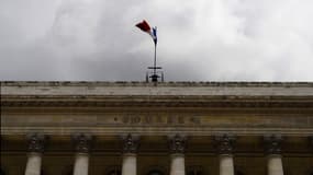 Le marché parisien commence très mal à la semaine.