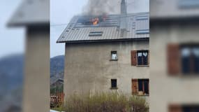 Un incendie est en cours ce jeudi matin sur la commune de Briançon