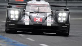 La Porsche n°2 victorieuse des 24 Heures du Mans