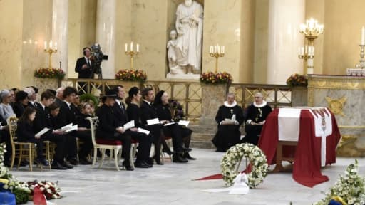 La princesse Marie, le prince Joachim, la princesse héritière Mary et la reine Margrethe lors des obsèques du prince Henrik le 20 février 2018. La princesse Marie, le prince Joachim, la princesse héritière Mary et la reine Margrethe lors des obsèques du prince Henrik le 20 février 2018.