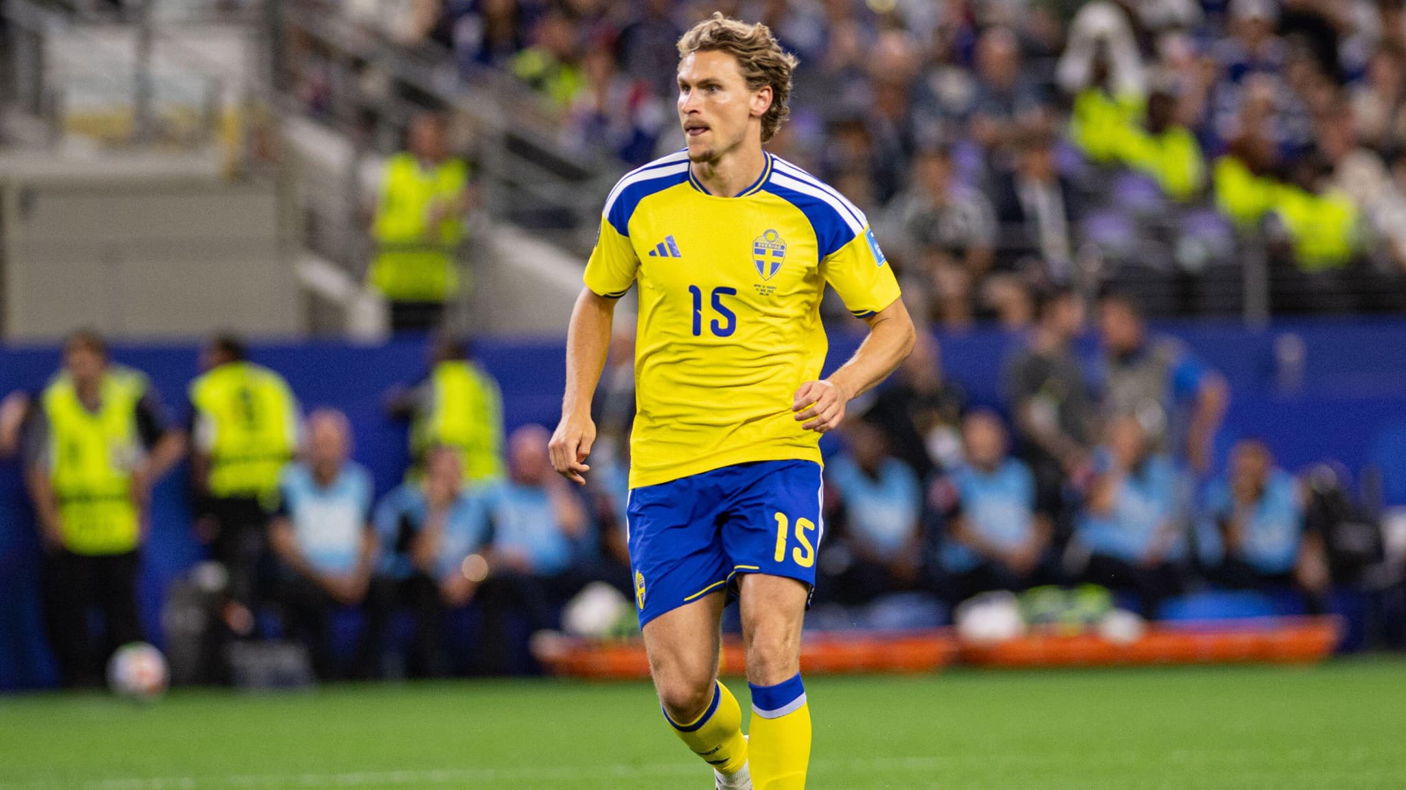 Carl Starfelt avec la Suède pendant la Coupe du monde 2026