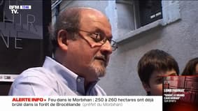L'auteur britannique Salman Rushdie attaqué sur scène dans l'Etat de New York 