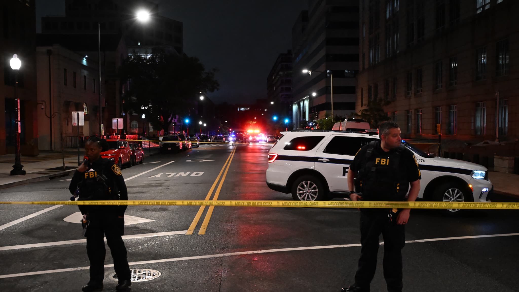 The FBI agents complete the scene outside the capital of the Jewish museum after a shooting that killed two dead in Washington, DC, on May 21, 2025. The FBI agents complete the scene outside the capital of the Jewish museum after a shooting that killed two dead in Washington, DC, on May 21, 2025.