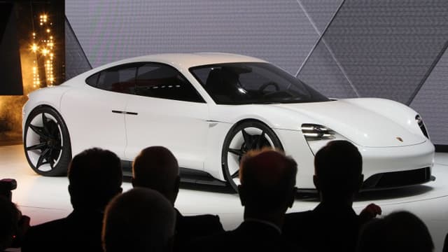 La Porsche Taycan et l'Audi E-Tron GT doivent matérialiser le coup d'accélérateur de Volkswagen dans l'électrique.
