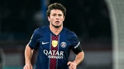 Le milieu de terrain du PSG Joao Neves dans le derby, 4 janvier 2026