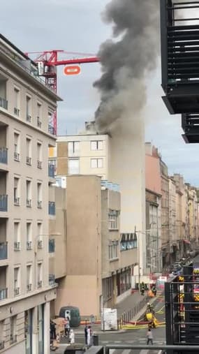 Immeuble en feu à Lyon - Témoins BFMTV
