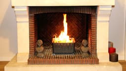 Une cheminée à foyer ouvert (photo s'illustration).