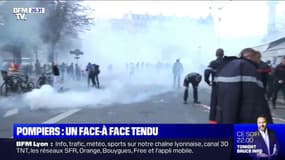 Manifestation des pompiers à Paris: face-à-face tendu avec les policiers lors de la dispersion