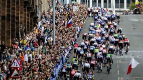 Le peloton lors des Mondiaux de cyclisme sur route, 6 août 2023