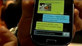 Les sms envoyés par la jeune femme à son employeur, annonçant son "heureux événement"...