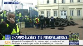Au Puy-en-Velay, des gilets jaunes tentent d'entrer dans la cour de la Préfecture