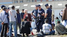 Le migrant poignardé mortellement samedi à Calais a certainement été victime d'un règlement de comptes. 