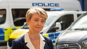 La ministre de l'Intérieur du Royaume-Uni, Yvette Cooper, le 8 juillet à Lewisham.