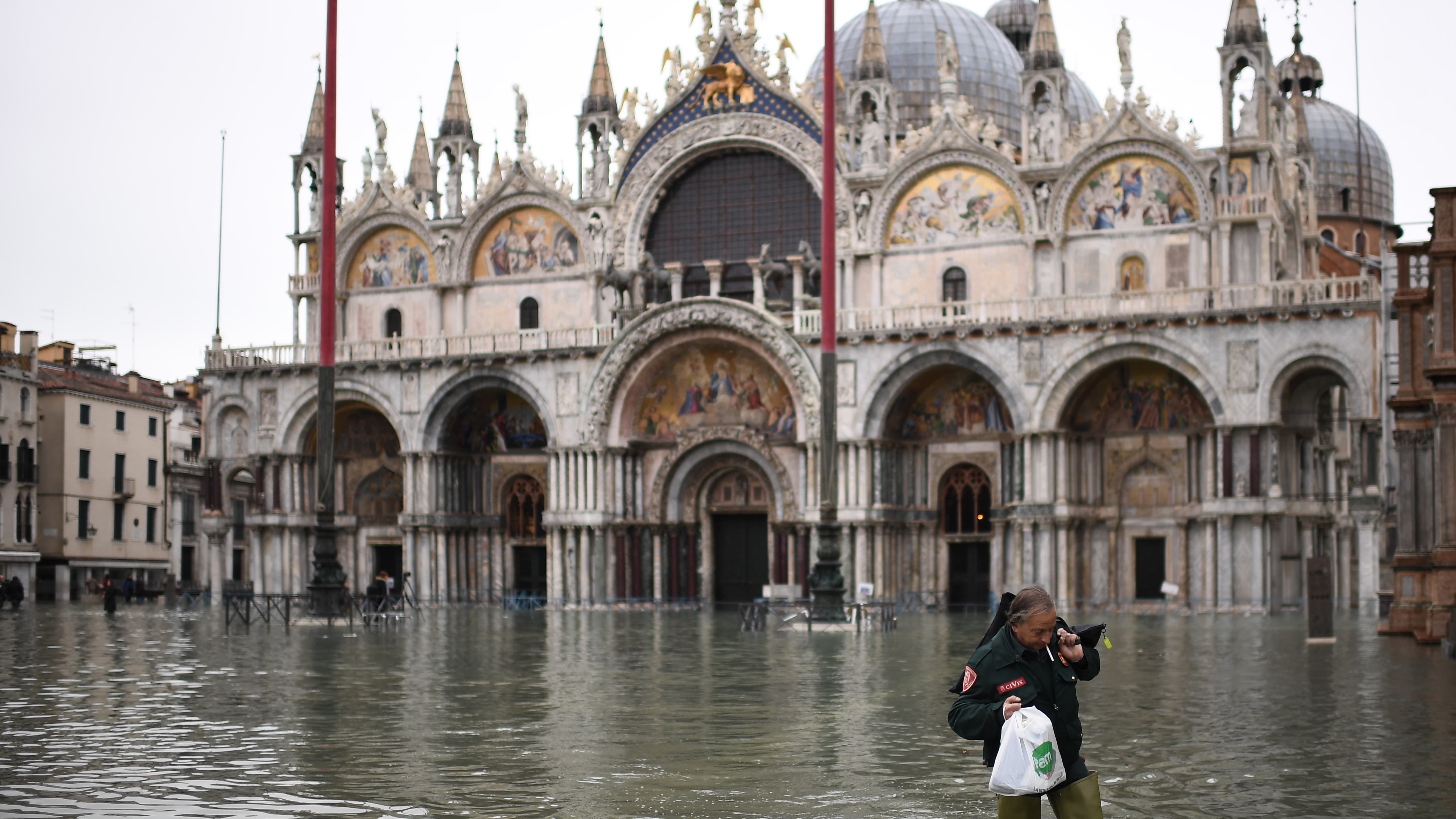 "Acqua alta" et réchauffement climatique Venise estelle en danger de disparition?