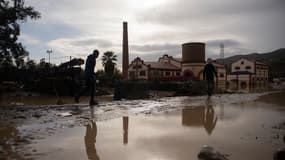 Les importantes tornades qui touchent l'Espagne ont déjà fait au moins 51 mort dans la région de Valence, ce mercredi. Un bilan qui ne cesse de s'alourdir.