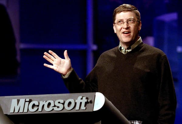 Bill Gates, ancien PDG de Microsoft, lors d'un discours prononcé en 1999.