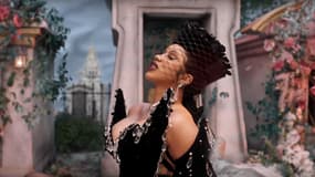 Cardi B dans le clip de "Up"