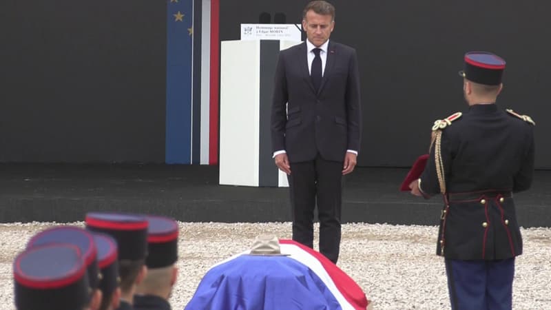 Emmanuel Macron rend hommage à Edgar Morin, un "humaniste planétaire mais irréductiblement français"