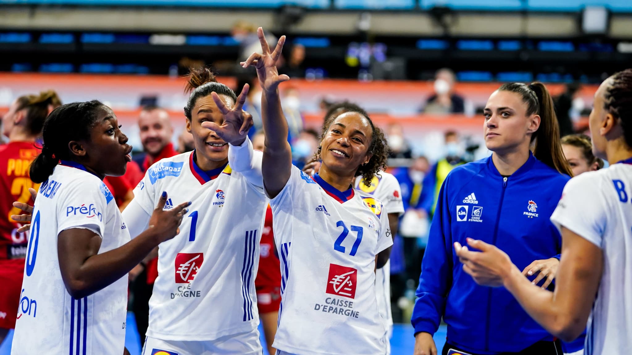 Estelle Nze Minko lors du Mondial féminin de handball Estelle Nze Minko lors du Mondial féminin de handball