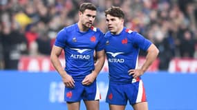 Melvyn Jaminet et Antoine Dupont avec le XV de France, le 20 novembre 2021