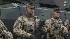 L'Allemagne veut assumer un rôle militaire accru et pointe la menace russe
